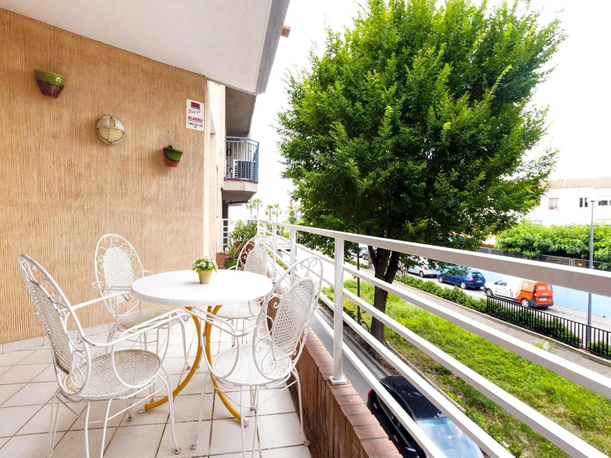 Apartment Spacious In The Heart Of Roses